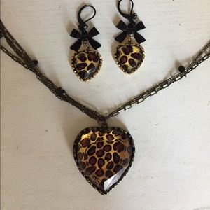 Betsey Johnson necklace set